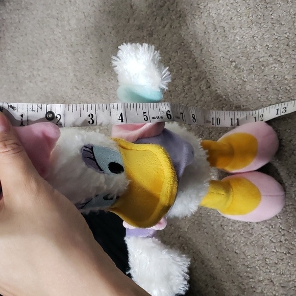 Authentic disney parks disneyland daisy duck stuffed animal - Picture 9 of 9